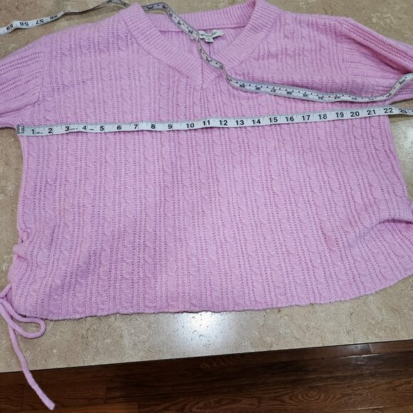 NWT Women's Francesca's V-Neck Cropped Sweater‎ Pink Size S - Picture 3 of 7